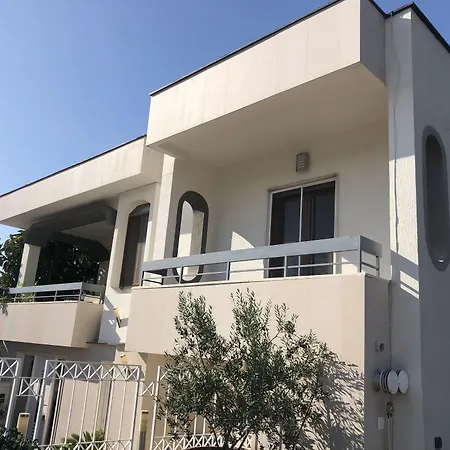 Vera's Frühstückspension 4*