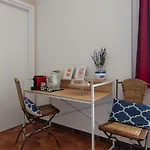 Bed & Breakfast Vera's 3*